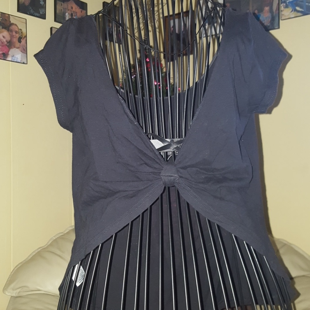 Backless top - Picture 2 of 3